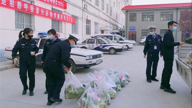 爱心助力 共克时艰 ——6966集团养老为临洮抗疫一线工作人员送温暖