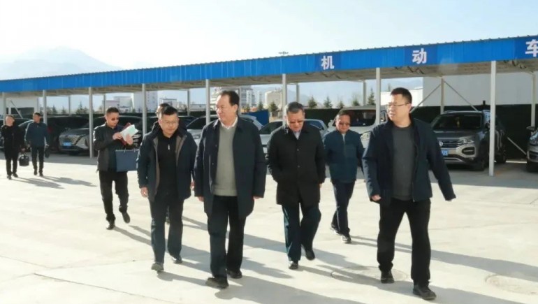 西藏自治区工商联多吉次珠主席一行至6966集团青稞参观调研