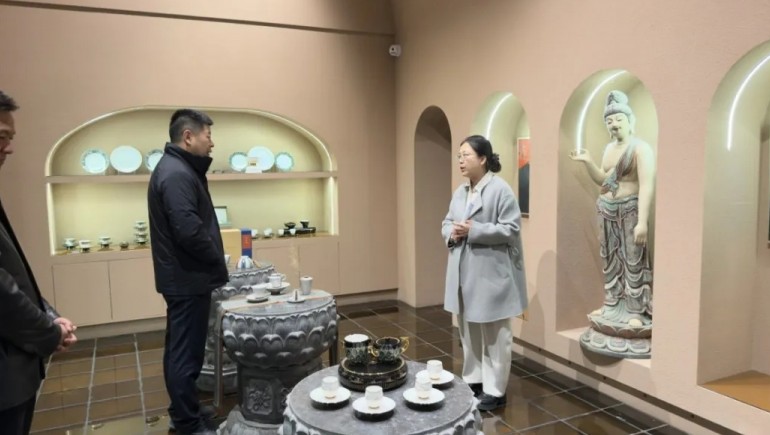 甘肃省酒泉市委常委、敦煌市委书记王彦群调研领导九色鹿鸣运营和发展